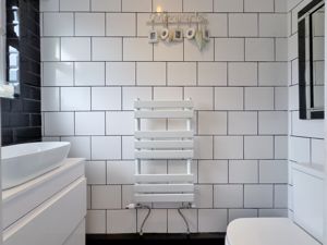 Photo 17- click for photo gallery